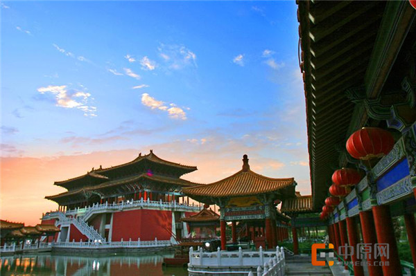 别樣春景，盡在清明(míng)上(shàng)河(hé)園（清明(míng)上(shàng)河(hé)園詩）