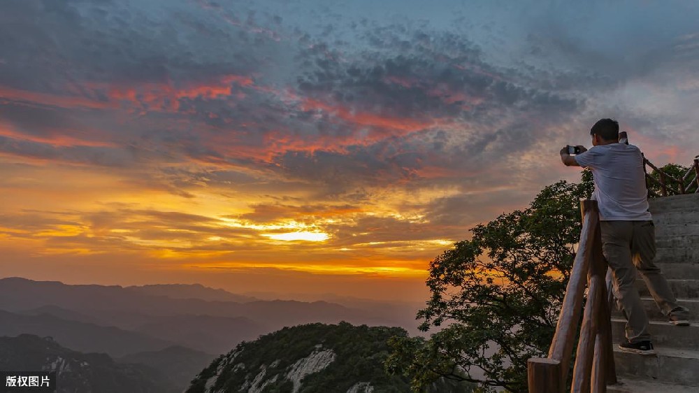 洛陽到(dào)栾川大(dà)峽谷漂流一(yī)日(rì)遊--栾川大(dà)峽谷旅遊（洛陽到(dào)栾川兩日(rì)遊攻略）