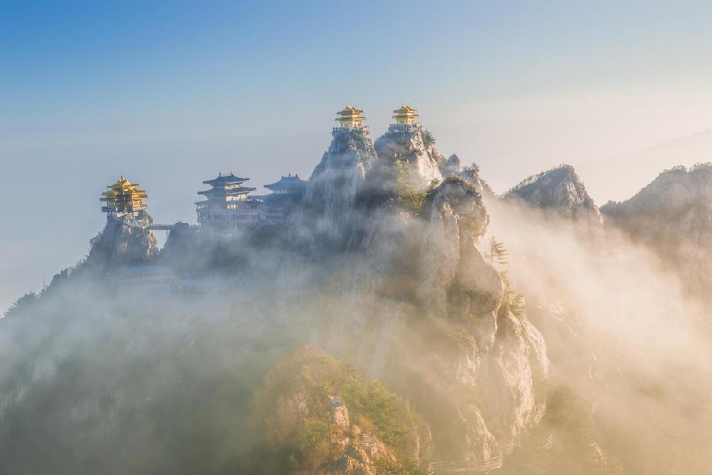 洛陽老(lǎo)君山(shān)旅遊景區(qū)（洛陽老(lǎo)君山(shān)旅遊風(fēng)景區(qū)遊玩(wán)攻略）