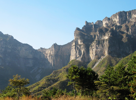 自(zì)助遊全攻略—萬仙山(shān)景區(qū)郭亮(liàng)村(cūn)（萬仙山(shān)郭亮(liàng)村(cūn)門(mén)票(piào)優惠政策）