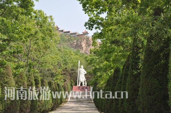 平頂山(shān)二郎山(shān)景區(qū)自(zì)駕遊攻略（平頂山(shān)二郎山(shān)旅遊攻略）