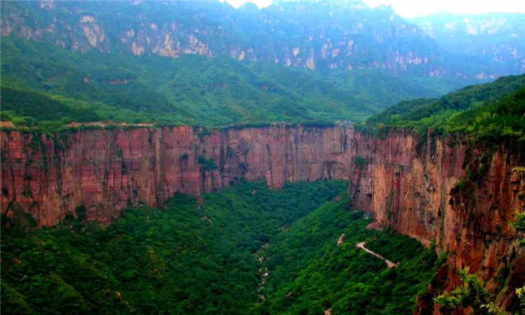 八裡(lǐ)溝休閑一(yī)日(rì)遊【遊山(shān)玩(wán)水(shuǐ)賞瀑，純玩(wán)休閑遊】（八裡(lǐ)溝三日(rì)遊）