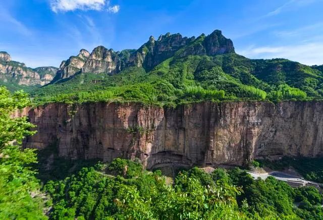 3月(yuè)4日(rì)！2023河(hé)南(nán)省全民(mín)徒步大(dà)會(huì)在新鄉(xiāng)南(nán)太行(xíng)啓幕（河(hé)南(nán)全民(mín)保）